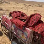 2سراير ومجموعه قطع حنابل نضيفه وسرر رفوف ومخدات