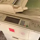 طابعة جديده حاطينها ف المستودع