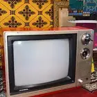 تلفزيون تراثي قديم جدا
