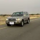 لاندكروزر 2004 قمة في النظافة