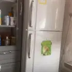 ثلاجة للبيع