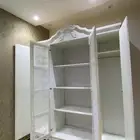 للبيع دولاب وسرير حدي فيه 500 مع المرتبه