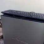 كمبيوتر للبيع مع شاشة وكيبورد