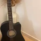 قيتار للبيع