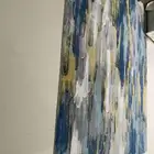 يوجد فرشه كبير