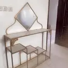 طاوله اخذتها300وابي فيها 150 والطاولات كلهن 100
