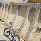 سيكل نضيف عليه جنزير دباب مالي خمس شهور شاريه الحد 350