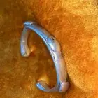 بنأجل فضه لها اكثر من 100سنه