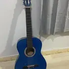 قيتار نضيف استعمال خفيف مافيه شي ابدا.