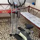 آلة مشي رياضيه نظيفه