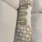 مجموعة كوشين ( مخدات او مساند مجلس ) نظيفة جدا جدا