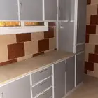 دولاب مطبخ نظيف