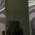 ايفون 11الجوال الكمرات ماتشتغل ولجوال شغال مايشكي من شي