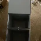 سطل قمامة للبيع حاويتين