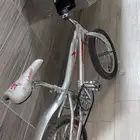 سيكل كوبرا مقاس 16 لايشكي من اي شي ويجي معاه مسكات هديه