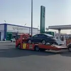 سطحه داخل ينبع وخارجها لنقل السيارات
