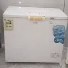 فريزر شغال نظيف