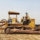 يوجد لديناء بلدوزر للايجار لتواصل على الرقم