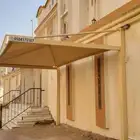 مظلات بوثليت للمواقف السيارات