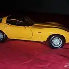 مجسم لعبه كورفت 1979 و تويوتا كراون 1962