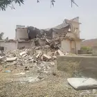 بوكلين لهدم المباني السكنيه والعماير القديمه
