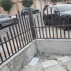تسوير الاراضي البيضا حسب اشتراطات البلديه.
