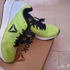 جزمة رياضية من Rebook جديده مقاس 41