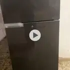 ثلاجه شبه جديده ممتازه تبريد وتجميد