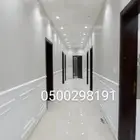 ننفذ جميع أعمال الدهانات الداخليه والخارجيه وتركيب الديكورات