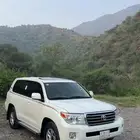لاندكروزر هدد للبيع