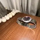 ساعة من كارديال لم تلبس