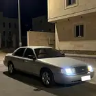 فورد فكتوريا 2010
