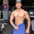 مدرب رياضي شخصي