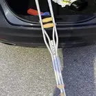 عكاز للبيع