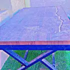 كنب قطعتين وطاوله