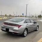 النترا 2021 رصاصي نظيف