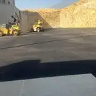 يوجد طاقم اعمال طرق اسفلت فراده 4 متر