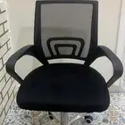 كرسي مكتب شبه جديد