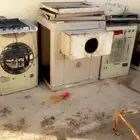 ثلاث مكيفات صحراوي وسريرحديد