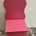 دولاب مع كومدينا وكرسي