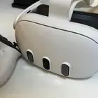 نظاره واقع افتراضي VR ميتا كويست