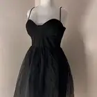 فستان اسود قصير