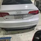 للبيع اودي S8 الموديل 2016