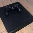 السلام عليكم موجود سوني فور برو للبيع معه يد سوني وسلك