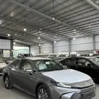 تويوتا كامري 2025 بنزين فئة E جنوط بصمة سعودي جميع الالوان