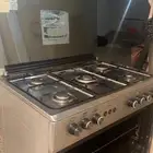 فرن للبيع نظيف جدا  اللهم القزازه منكسره