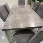 طاوله طعام
