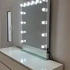 مراية مع اضاءة