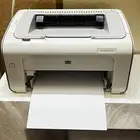 طابعة HP LaserJet P1102   أبيض وأسود ممتازة جدا