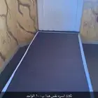 دولاب من ستزابواب وله ادراج تحت وثلاث اسره خشب